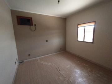 Alugar Apartamento / Padr&atilde;o em S&atilde;o Jos&eacute; do Rio Preto R$ 1.100,00 - Foto 3