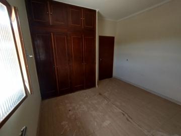 Alugar Apartamento / Padr&atilde;o em S&atilde;o Jos&eacute; do Rio Preto R$ 1.100,00 - Foto 10