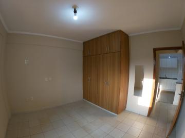 Comprar Apartamento / Padr&atilde;o em S&atilde;o Jos&eacute; do Rio Preto R$ 190.000,00 - Foto 12