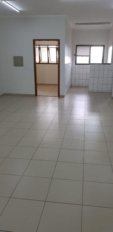 Alugar Comercial / Sala em S&atilde;o Jos&eacute; do Rio Preto R$ 2.300,00 - Foto 6
