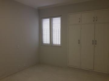 Alugar Apartamento / Padr&atilde;o em S&atilde;o Jos&eacute; do Rio Preto R$ 1.600,00 - Foto 9
