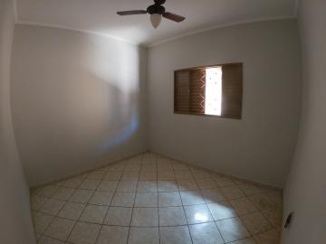Alugar Casa / Padr&atilde;o em S&atilde;o Jos&eacute; do Rio Preto R$ 1.100,00 - Foto 14