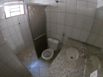 Alugar Casa / Padr&atilde;o em S&atilde;o Jos&eacute; do Rio Preto R$ 1.100,00 - Foto 16
