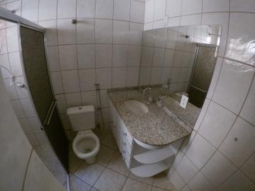 Alugar Casa / Padr&atilde;o em S&atilde;o Jos&eacute; do Rio Preto R$ 1.100,00 - Foto 17