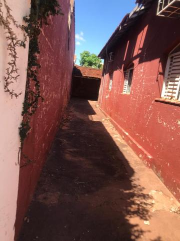 Alugar Comercial / Casa Comercial em S&atilde;o Jos&eacute; do Rio Preto R$ 1.100,00 - Foto 2