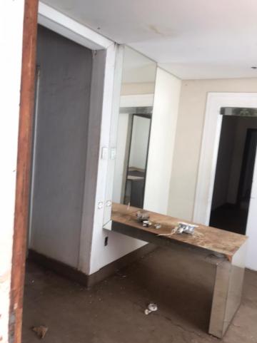 Alugar Comercial / Casa Comercial em S&atilde;o Jos&eacute; do Rio Preto R$ 1.100,00 - Foto 5