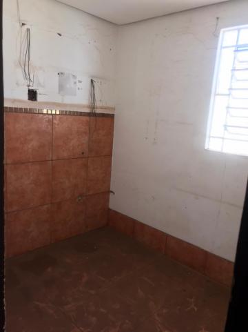 Alugar Comercial / Casa Comercial em S&atilde;o Jos&eacute; do Rio Preto R$ 1.100,00 - Foto 9