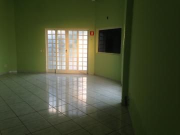 Alugar Casa / Sobrado em S&atilde;o Jos&eacute; do Rio Preto. apenas R$ 2.500,00
