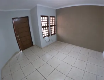 Alugar Casa / Padr&atilde;o em S&atilde;o Jos&eacute; do Rio Preto R$ 1.800,00 - Foto 2