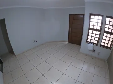 Alugar Casa / Padr&atilde;o em S&atilde;o Jos&eacute; do Rio Preto R$ 1.800,00 - Foto 3