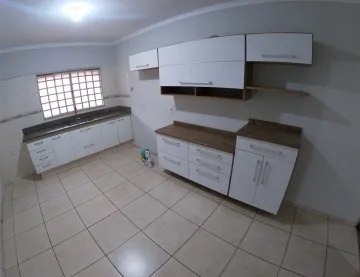 Alugar Casa / Padr&atilde;o em S&atilde;o Jos&eacute; do Rio Preto R$ 1.800,00 - Foto 4