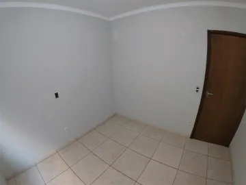 Alugar Casa / Padr&atilde;o em S&atilde;o Jos&eacute; do Rio Preto R$ 1.800,00 - Foto 11