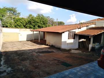 Alugar Casa / Padr&atilde;o em S&atilde;o Jos&eacute; do Rio Preto. apenas R$ 1.550,00