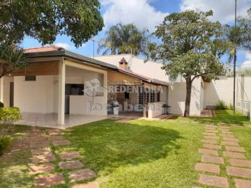 Alugar Casa / Condom&iacute;nio em S&atilde;o Jos&eacute; do Rio Preto R$ 1.900,00 - Foto 2