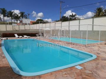 Alugar Casa / Condom&iacute;nio em S&atilde;o Jos&eacute; do Rio Preto. apenas R$ 1.900,00