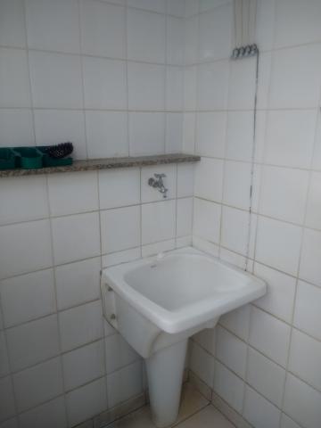 Alugar Casa / Condom&iacute;nio em S&atilde;o Jos&eacute; do Rio Preto R$ 1.900,00 - Foto 20