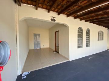 Alugar Casa / Padr&atilde;o em S&atilde;o Jos&eacute; do Rio Preto R$ 1.600,00 - Foto 3