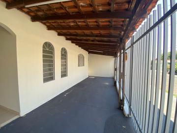 Alugar Casa / Padr&atilde;o em S&atilde;o Jos&eacute; do Rio Preto R$ 1.600,00 - Foto 4