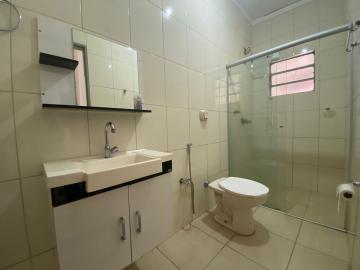 Alugar Casa / Padr&atilde;o em S&atilde;o Jos&eacute; do Rio Preto R$ 1.600,00 - Foto 11