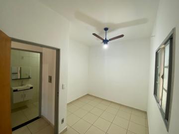 Alugar Casa / Padr&atilde;o em S&atilde;o Jos&eacute; do Rio Preto R$ 1.600,00 - Foto 9