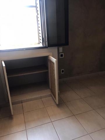 Alugar Casa / Sobrado em S&atilde;o Jos&eacute; do Rio Preto R$ 4.800,00 - Foto 31