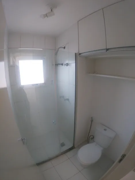 Alugar Apartamento / Padr&atilde;o em S&atilde;o Jos&eacute; do Rio Preto R$ 1.000,00 - Foto 11