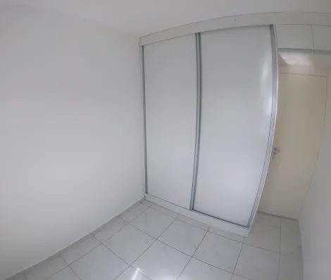 Alugar Apartamento / Padr&atilde;o em S&atilde;o Jos&eacute; do Rio Preto R$ 1.000,00 - Foto 14