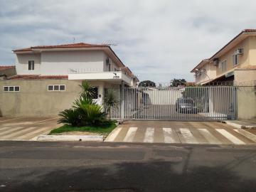 Alugar Casa / Condom&iacute;nio em S&atilde;o Jos&eacute; do Rio Preto. apenas R$ 320.000,00