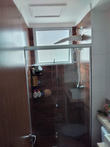 Comprar Apartamento / Padr&atilde;o em S&atilde;o Jos&eacute; do Rio Preto R$ 215.000,00 - Foto 12