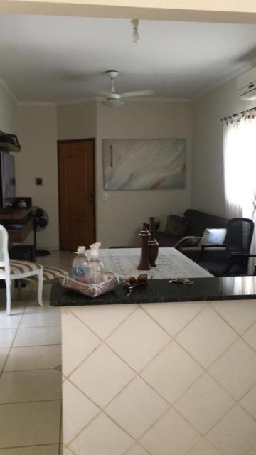 Alugar Casa / Padr&atilde;o em Mirassol. apenas R$ 379.000,00