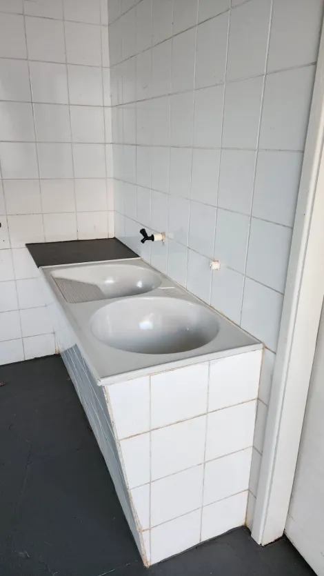 Alugar Comercial / Casa Comercial em S&atilde;o Jos&eacute; do Rio Preto R$ 2.900,00 - Foto 18
