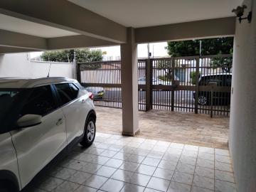 Alugar Casa / Padr&atilde;o em S&atilde;o Jos&eacute; do Rio Preto R$ 5.500,00 - Foto 3