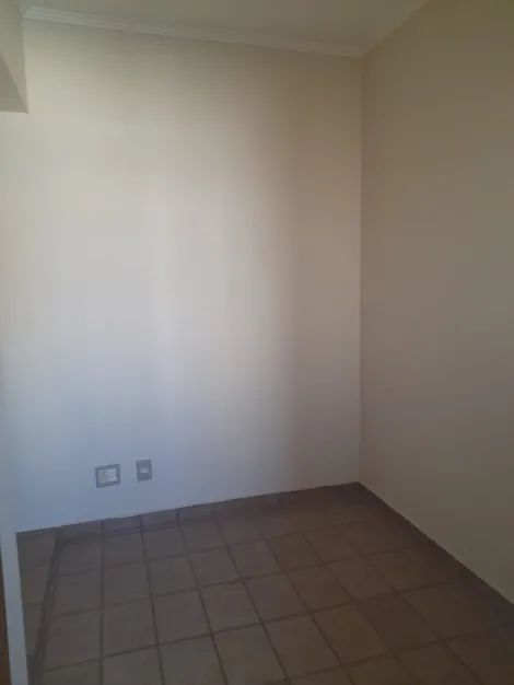 Alugar Apartamento / Padr&atilde;o em S&atilde;o Jos&eacute; do Rio Preto R$ 1.000,00 - Foto 29