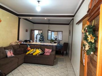 Alugar Casa / Padr&atilde;o em S&atilde;o Jos&eacute; do Rio Preto. apenas R$ 380.000,00
