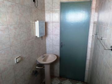 Alugar Casa / Sobrado em S&atilde;o Jos&eacute; do Rio Preto R$ 2.100,00 - Foto 16