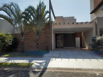 Casa / Condom&iacute;nio em Mirassol 