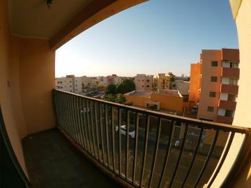 Alugar Apartamento / Padr&atilde;o em S&atilde;o Jos&eacute; do Rio Preto R$ 1.000,00 - Foto 3