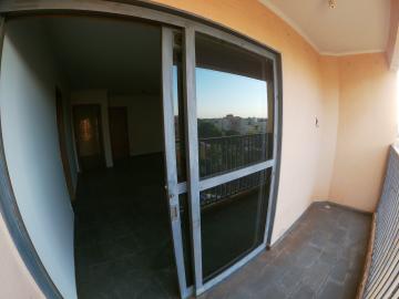 Alugar Apartamento / Padr&atilde;o em S&atilde;o Jos&eacute; do Rio Preto R$ 1.000,00 - Foto 5