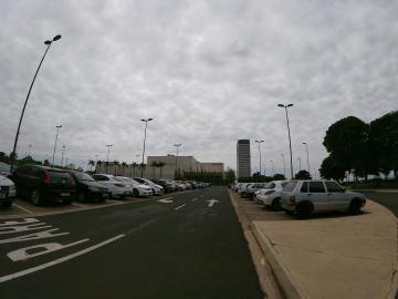 Alugar Comercial / Sala em S&atilde;o Jos&eacute; do Rio Preto R$ 3.200,00 - Foto 2