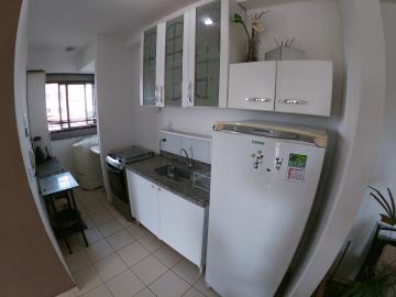 Alugar Apartamento / Padr&atilde;o em S&atilde;o Jos&eacute; do Rio Preto R$ 900,00 - Foto 19