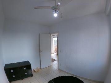 Alugar Apartamento / Padr&atilde;o em S&atilde;o Jos&eacute; do Rio Preto R$ 900,00 - Foto 13
