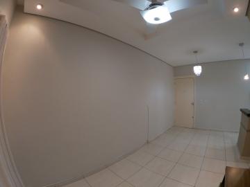 Alugar Apartamento / Padr&atilde;o em S&atilde;o Jos&eacute; do Rio Preto R$ 1.180,00 - Foto 5