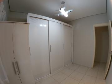 Alugar Apartamento / Padr&atilde;o em S&atilde;o Jos&eacute; do Rio Preto R$ 1.180,00 - Foto 15