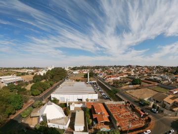 Alugar Apartamento / Padr&atilde;o em S&atilde;o Jos&eacute; do Rio Preto R$ 2.200,00 - Foto 6