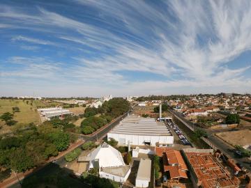 Alugar Apartamento / Padr&atilde;o em S&atilde;o Jos&eacute; do Rio Preto R$ 2.200,00 - Foto 9