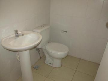 Alugar Comercial / Sala em S&atilde;o Jos&eacute; do Rio Preto R$ 1.100,00 - Foto 2