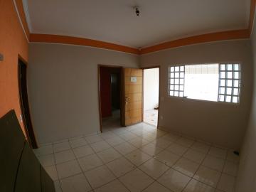 Alugar Casa / Padr&atilde;o em S&atilde;o Jos&eacute; do Rio Preto R$ 1.450,00 - Foto 5