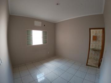 Alugar Casa / Padr&atilde;o em S&atilde;o Jos&eacute; do Rio Preto R$ 1.450,00 - Foto 13