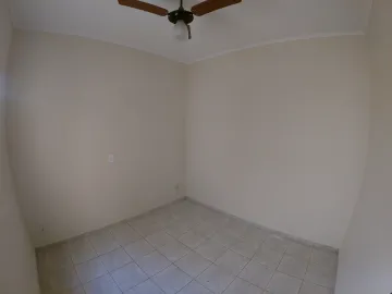 Alugar Casa / Padr&atilde;o em S&atilde;o Jos&eacute; do Rio Preto R$ 1.800,00 - Foto 9