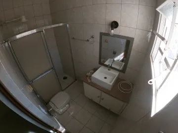 Alugar Casa / Padr&atilde;o em S&atilde;o Jos&eacute; do Rio Preto R$ 1.800,00 - Foto 17